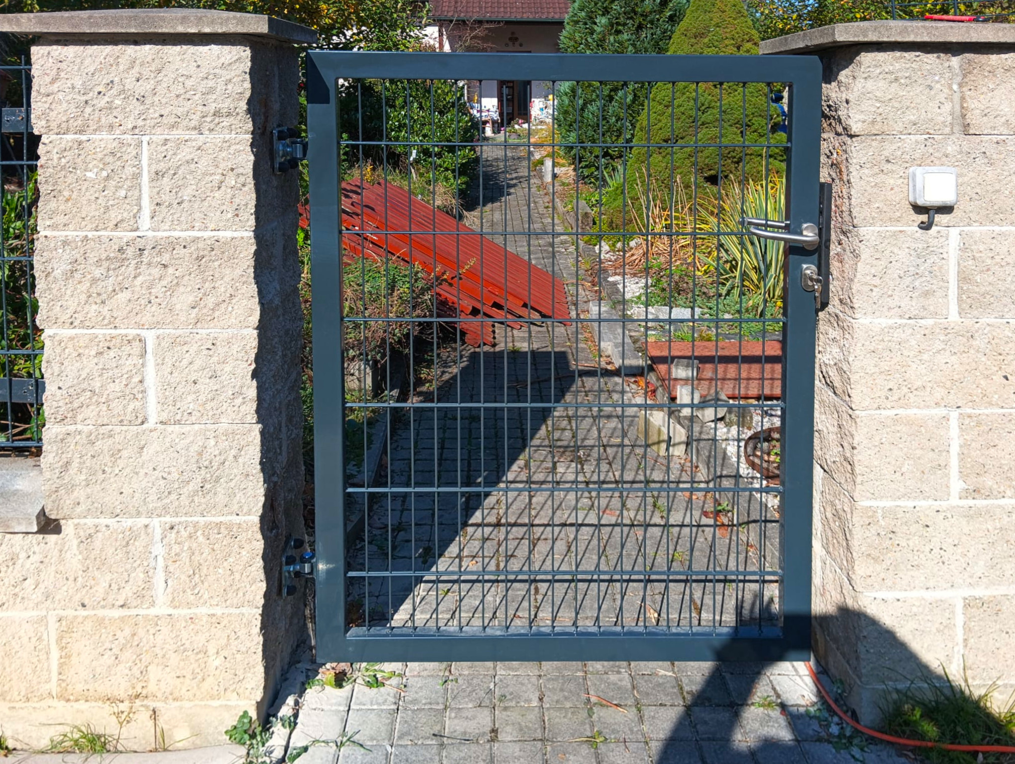 1927d929-febe-44e5-9551-80c52c8ea957